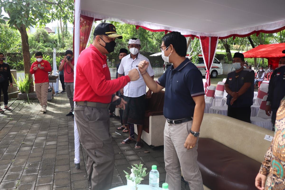 podiumnews.com-Sekda Adi Arnawa Apresiasi Program Vaksinasi Massal BINDA Bali